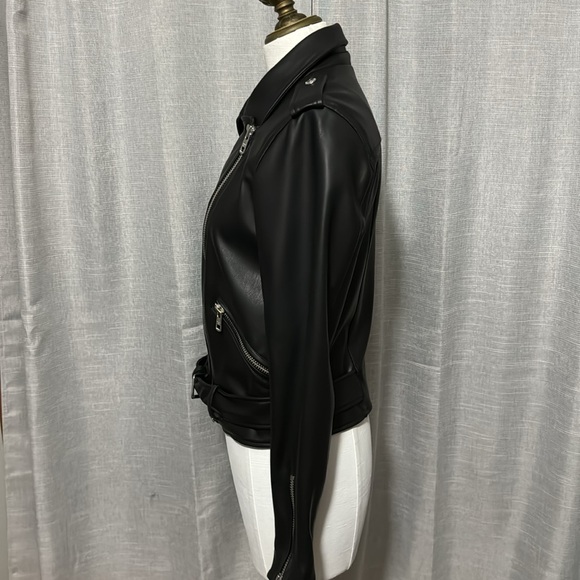 Like New Calvin Klein Faux Leather Cropped Biker Style Jacket-Sz S-Black - Picture 8 of 16